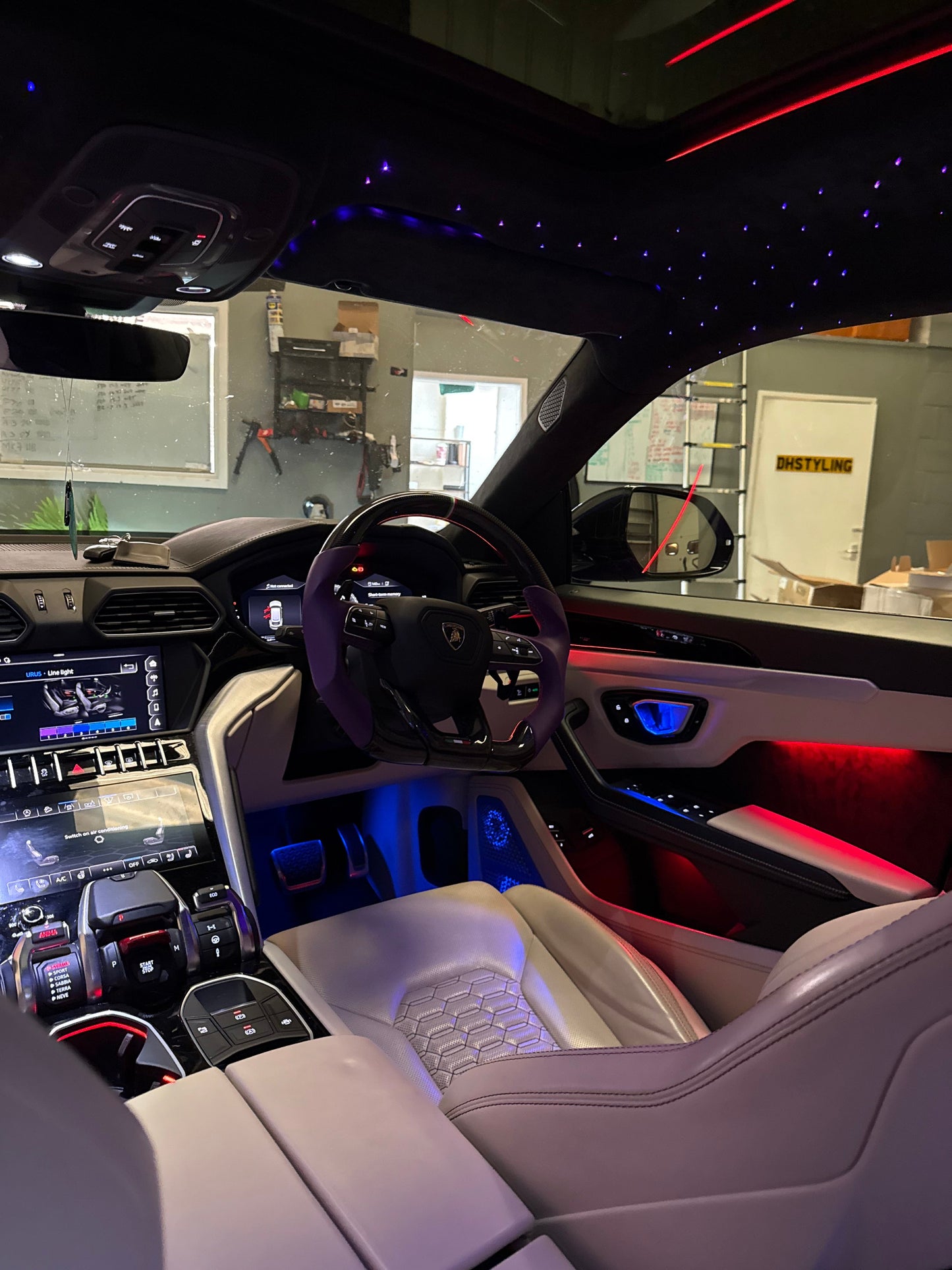 Lamborghini Urus OEM+ Ambient Lighting Kit (2018-2026)