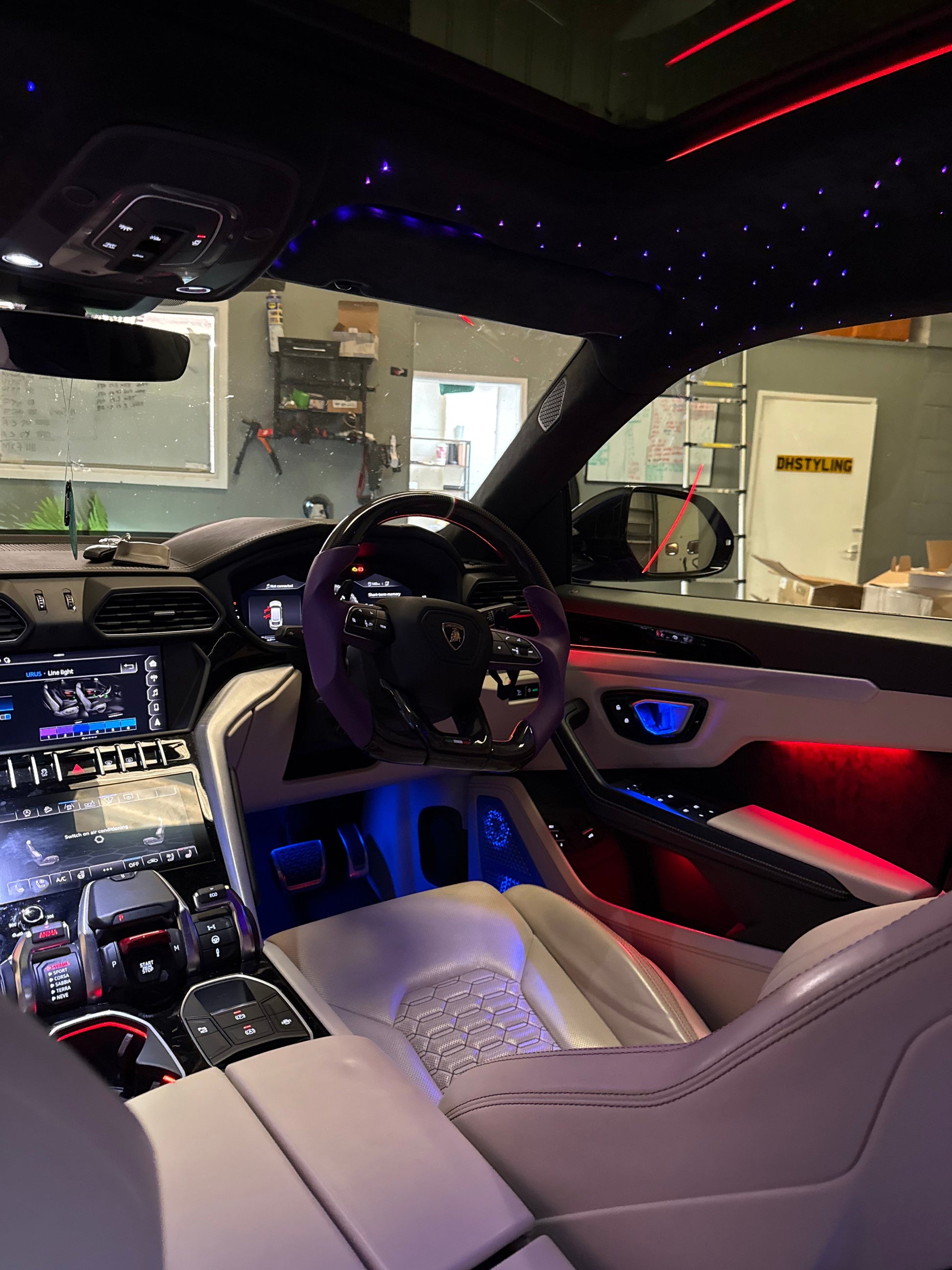 Lamborghini Urus OEM+ Ambient Lighting Kit (2018-2026)