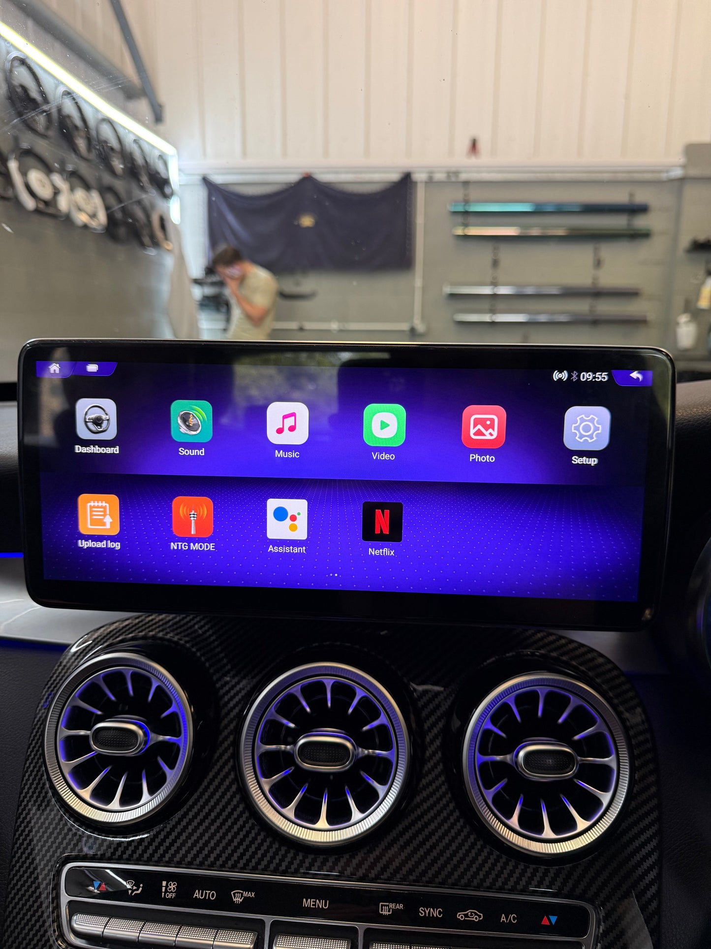 Mercedes Synced Screen & Virtual Cockpit Combo