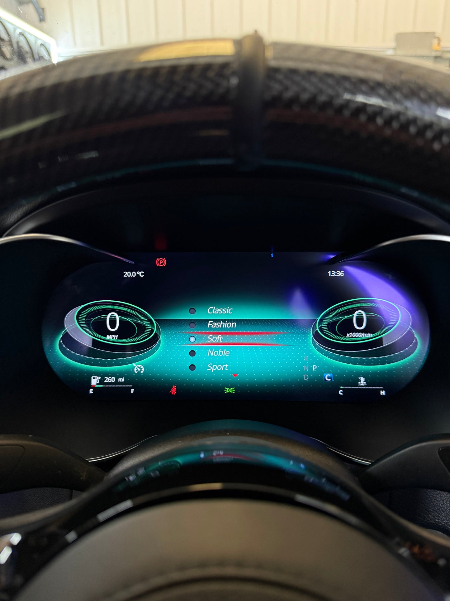 Mercedes Synced Screen & Virtual Cockpit Combo