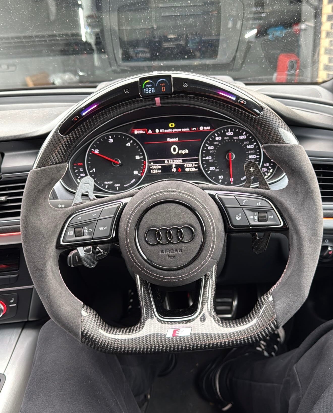 Audi Facelift Carbon Fibre Steering Wheel Upgrade (Customise)