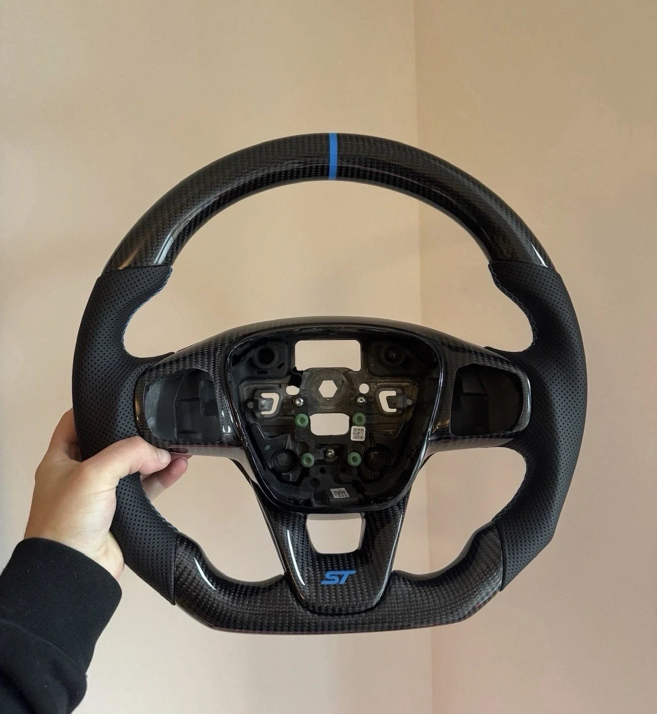 Ford Focus MK4 Carbon Fibre Steering Wheel