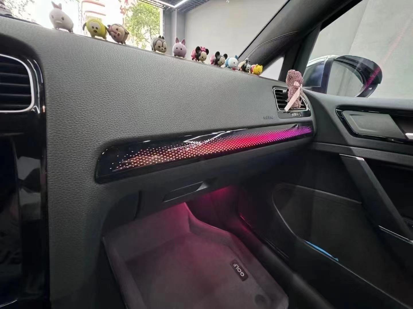 Volkswagen Golf Mk7/7.5 Ambient Lighting controlled from Screen (2014-2021)